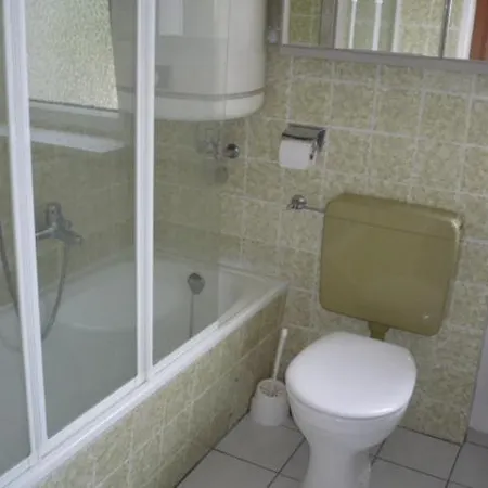 Fewowellnesspalast 公寓 *